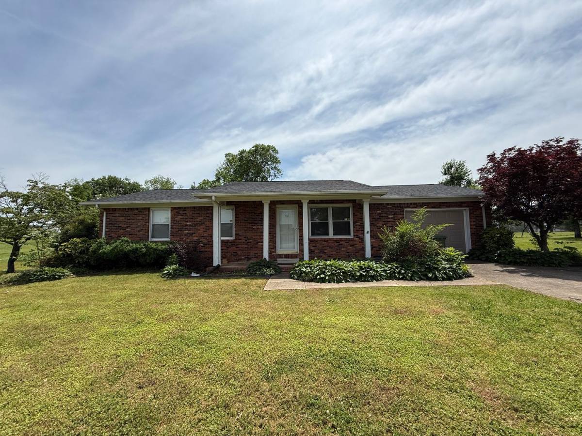 House for rent at 506 W Lasalle Ave, Muscle Shoals, AL 35661