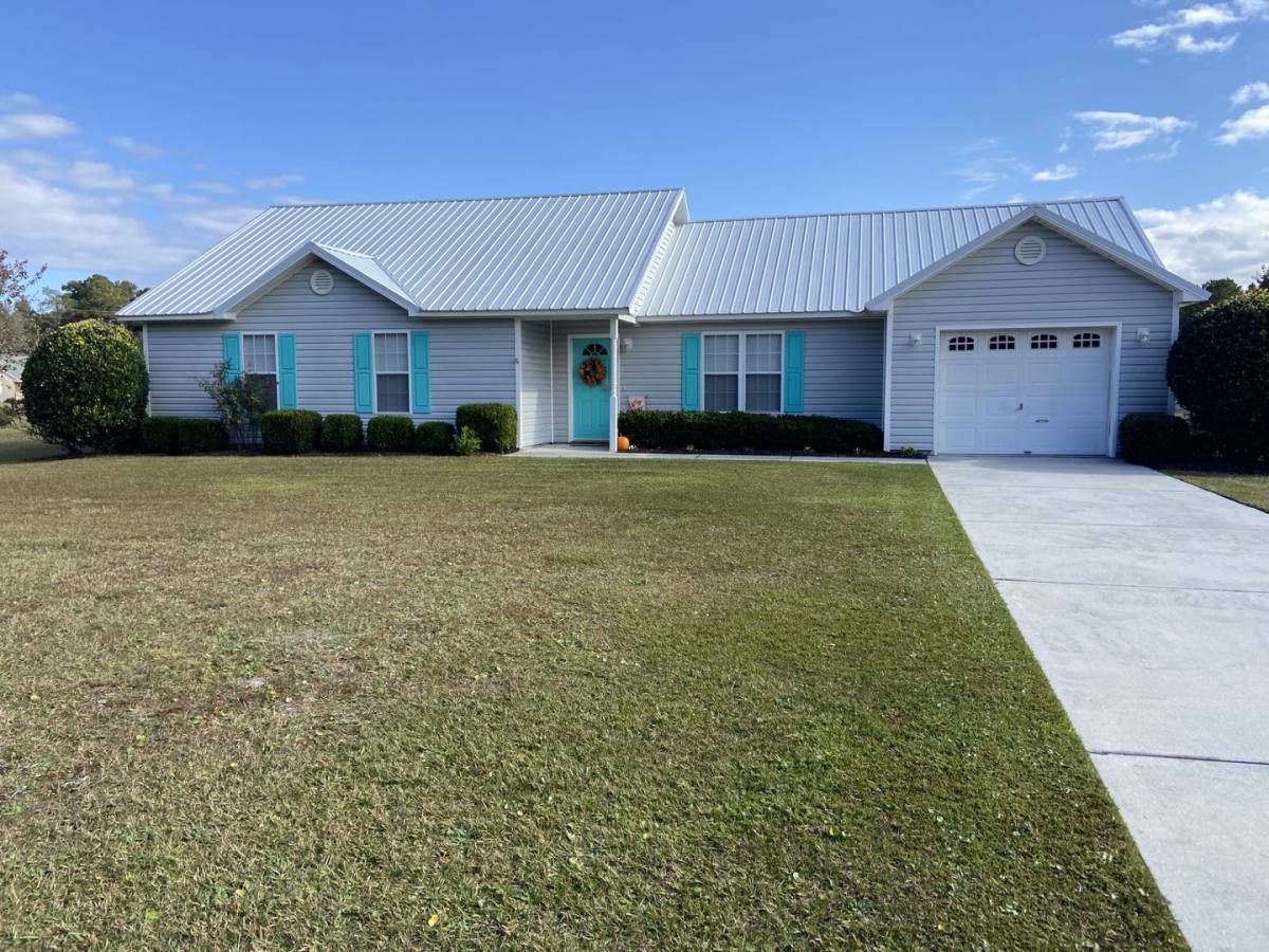 House for rent at 203 Palomino Lane, Swansboro, NC 28584