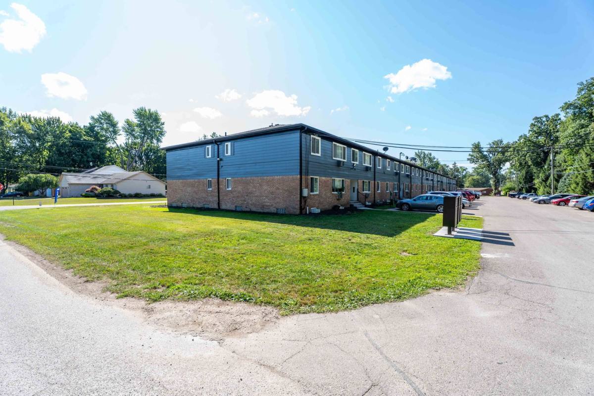 Apartment for rent at 45631 Harry St, Utica, MI 48317