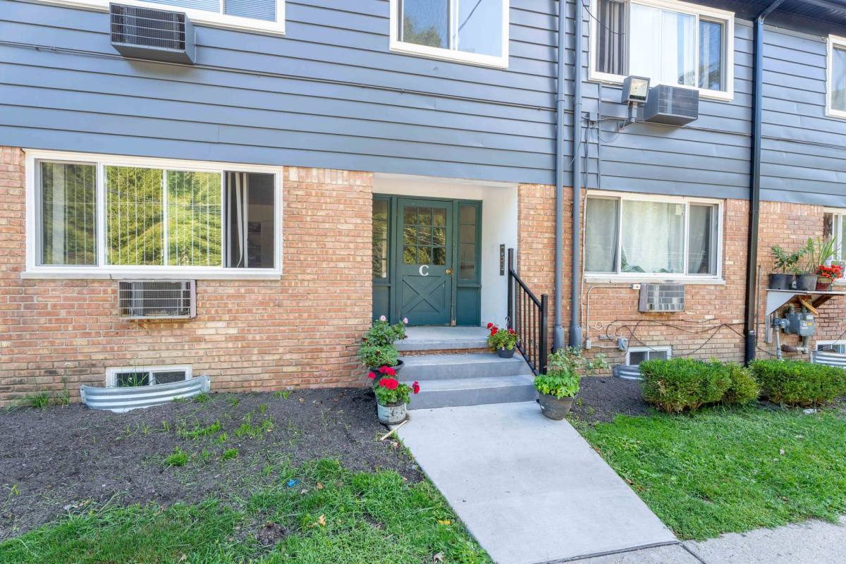 Apartment for rent at 45631 Harry St, Utica, MI 48317