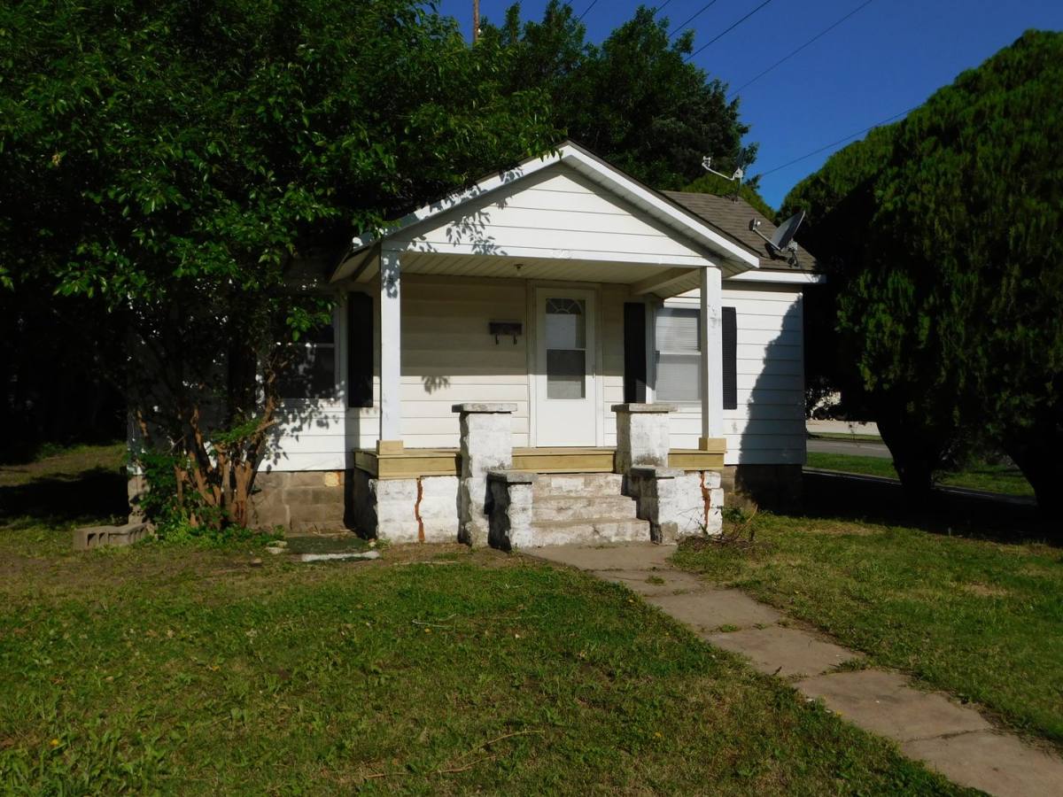 House for rent at 625 N Taylor, El Dorado, KS 67042