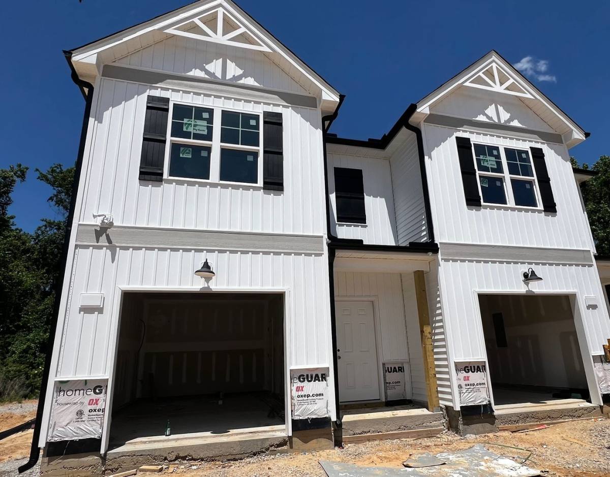 Townhouse for rent at 212 Cowlily Court, Smithfield, NC 27577