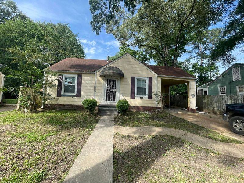 House for rent at 148 Shadowlawn Dr, Jackson, MS 39204