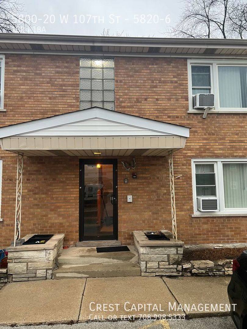 Apartment for rent at 5800-20 107th St, Chicago Ridge, IL 60415
