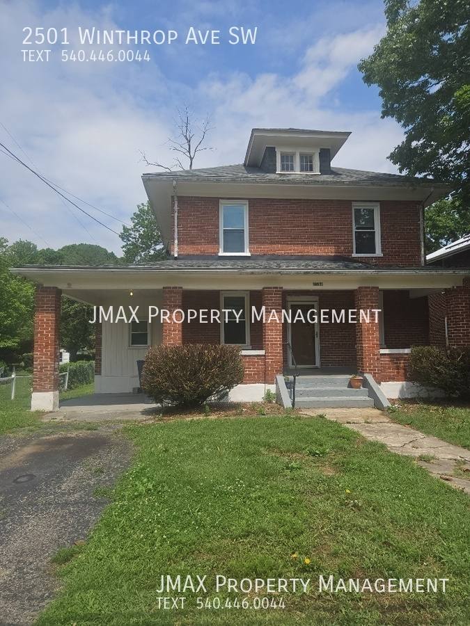 House for rent at 2501 Winthrop Ave SW, Roanoke, VA 24015
