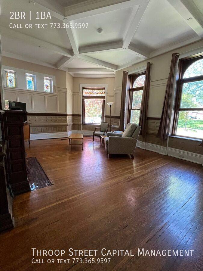 Apartment for rent at 600 W High St #1, Peoria, IL 61606