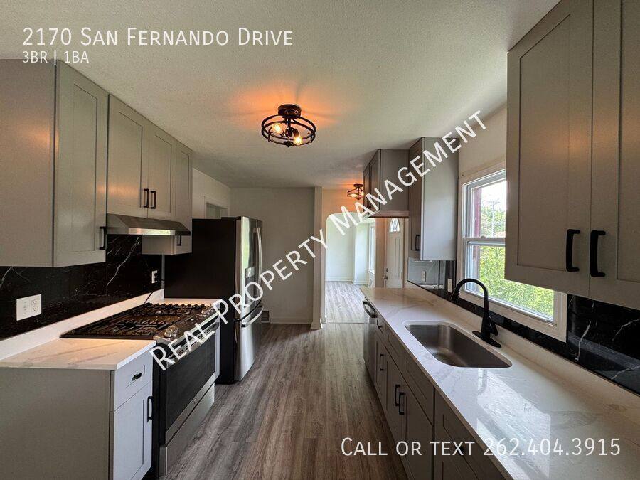 House for rent at 2170 San Fernando Dr, Elm Grove, WI 53122