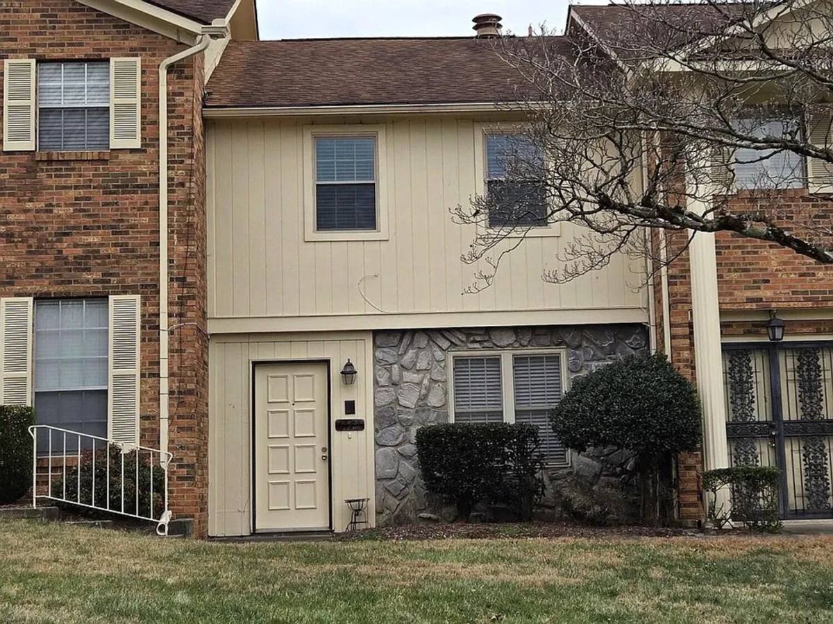 Condo for rent at 7914 Gleason Dr, Knoxville, TN 37919