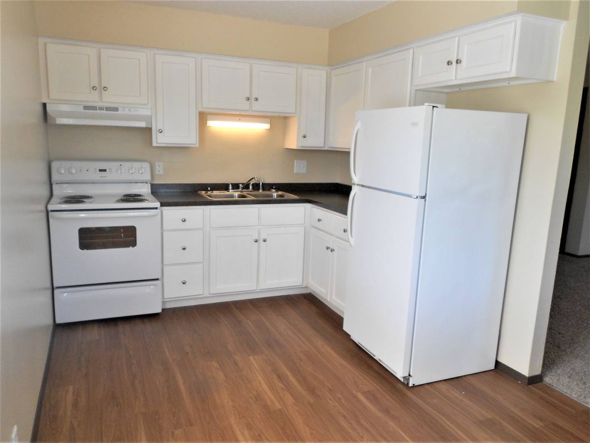 Apartment for rent at 3535 3545 3565 Central, Bettendorf, IA 52722
