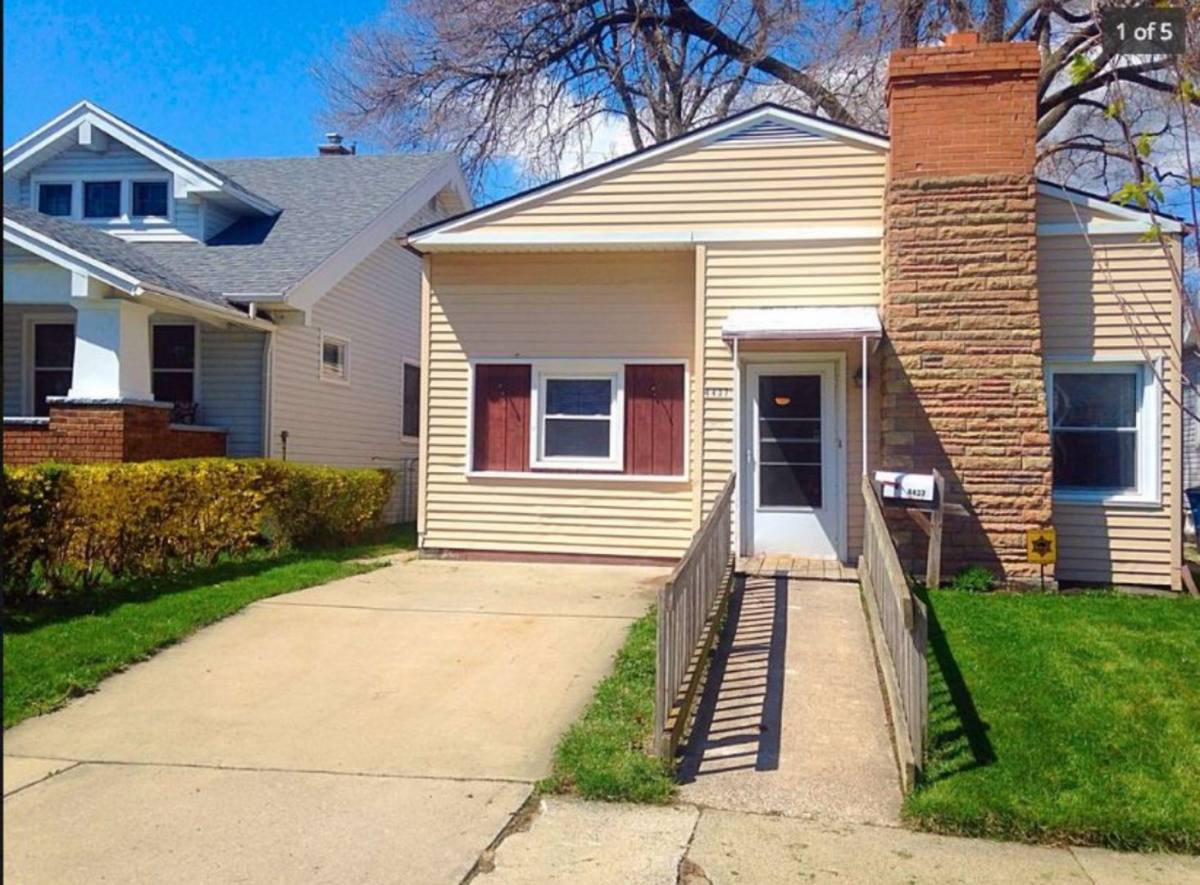 House for rent at 4437 Fairview Dr, Toledo, OH 43612