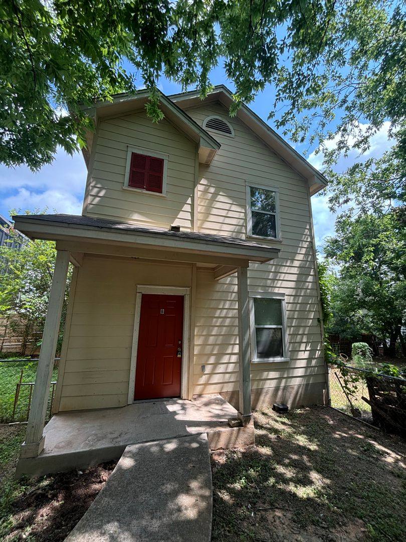 Apartment for rent at 1703 Deloney St, Austin, TX 78721
