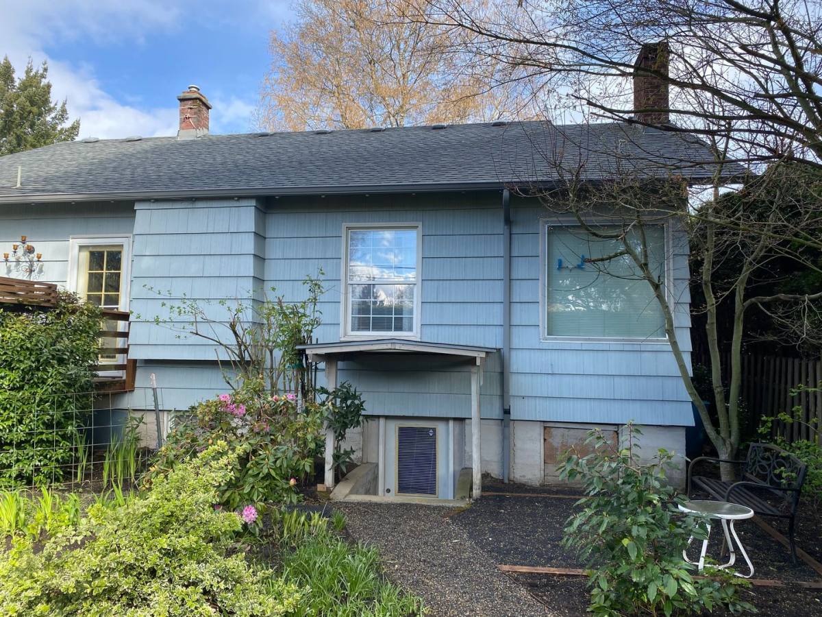 House for rent at 12107 SE 37th Ave, Portland, OR 97222