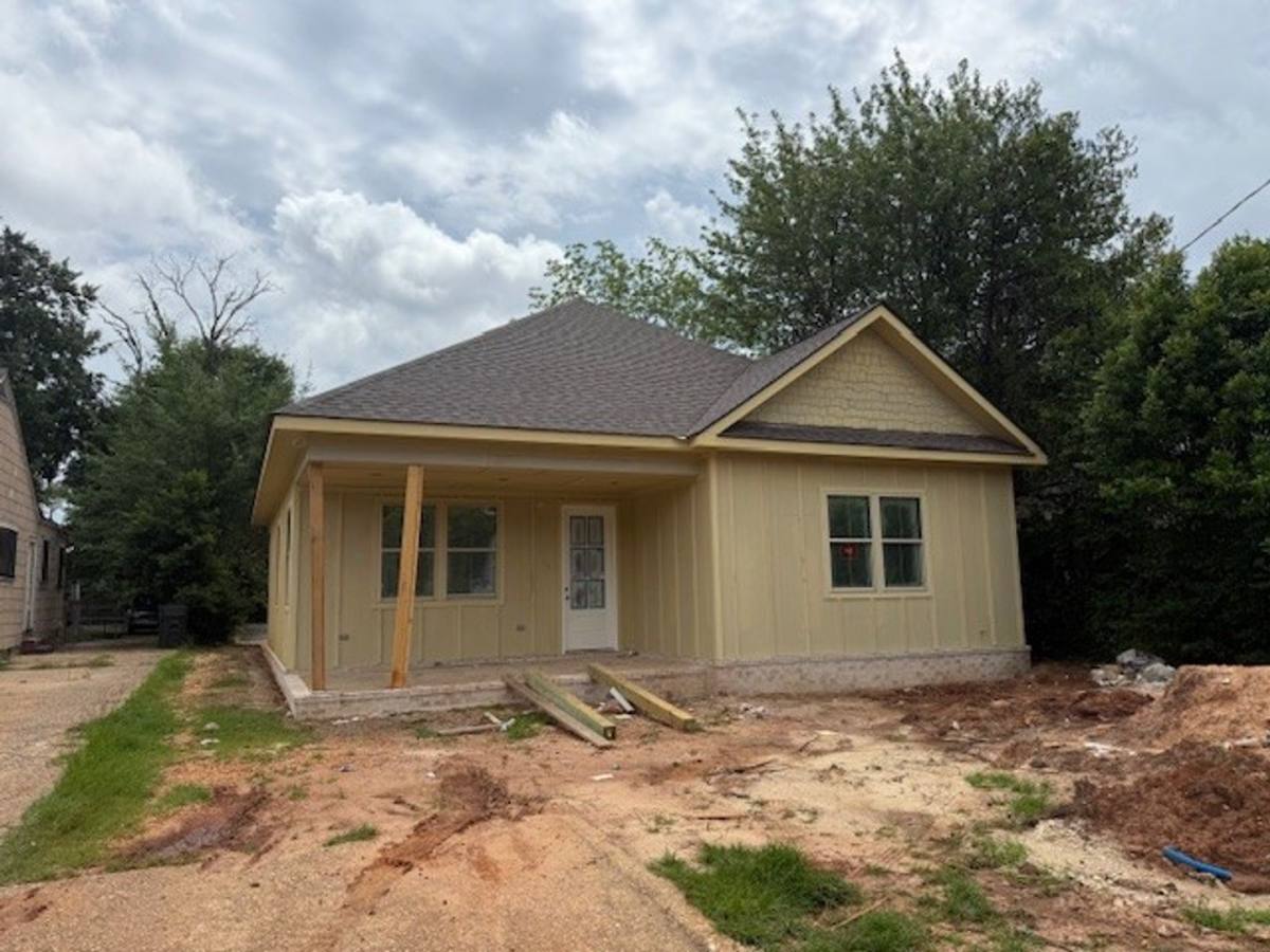 House for rent at 1713 2nd Ave, Tuscaloosa, AL 35401