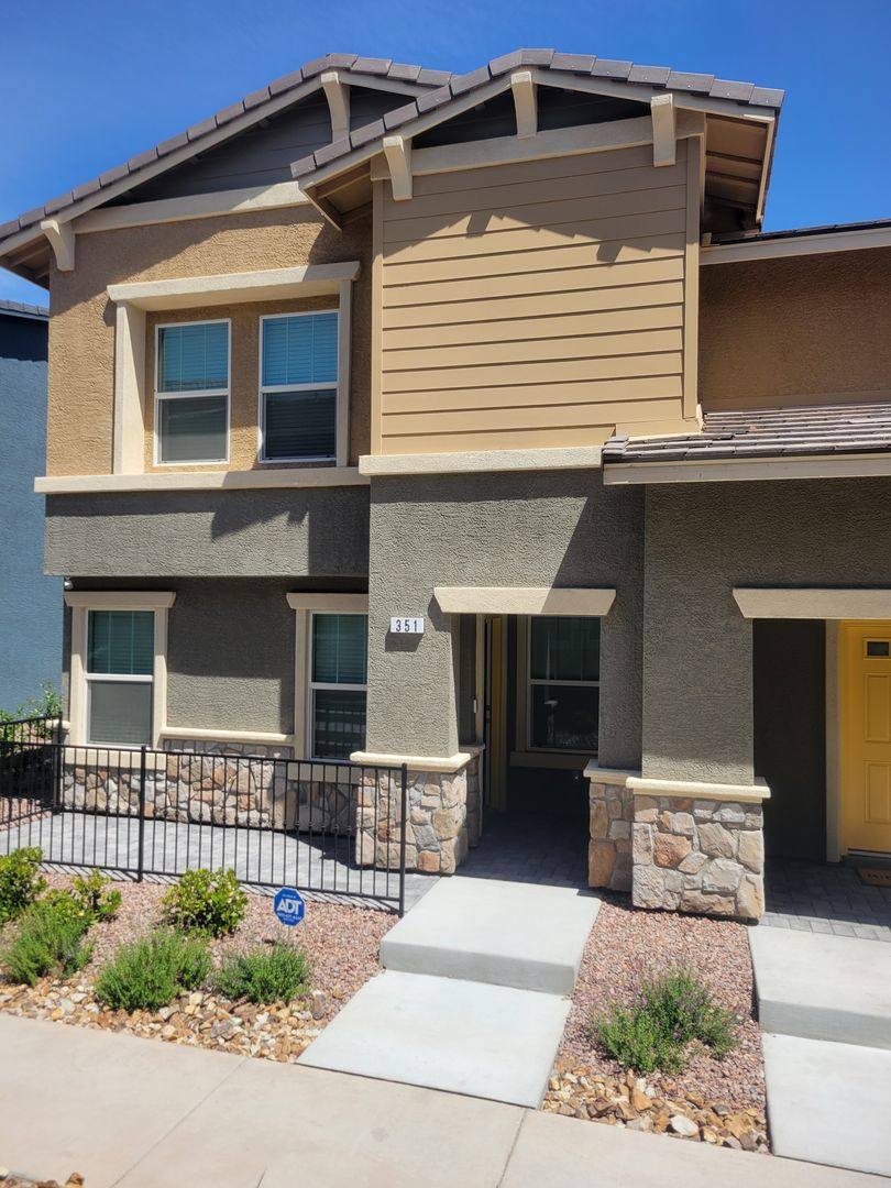 Townhouse for rent at 351 Summer Sparrow Ave, Henderson, NV 89011
