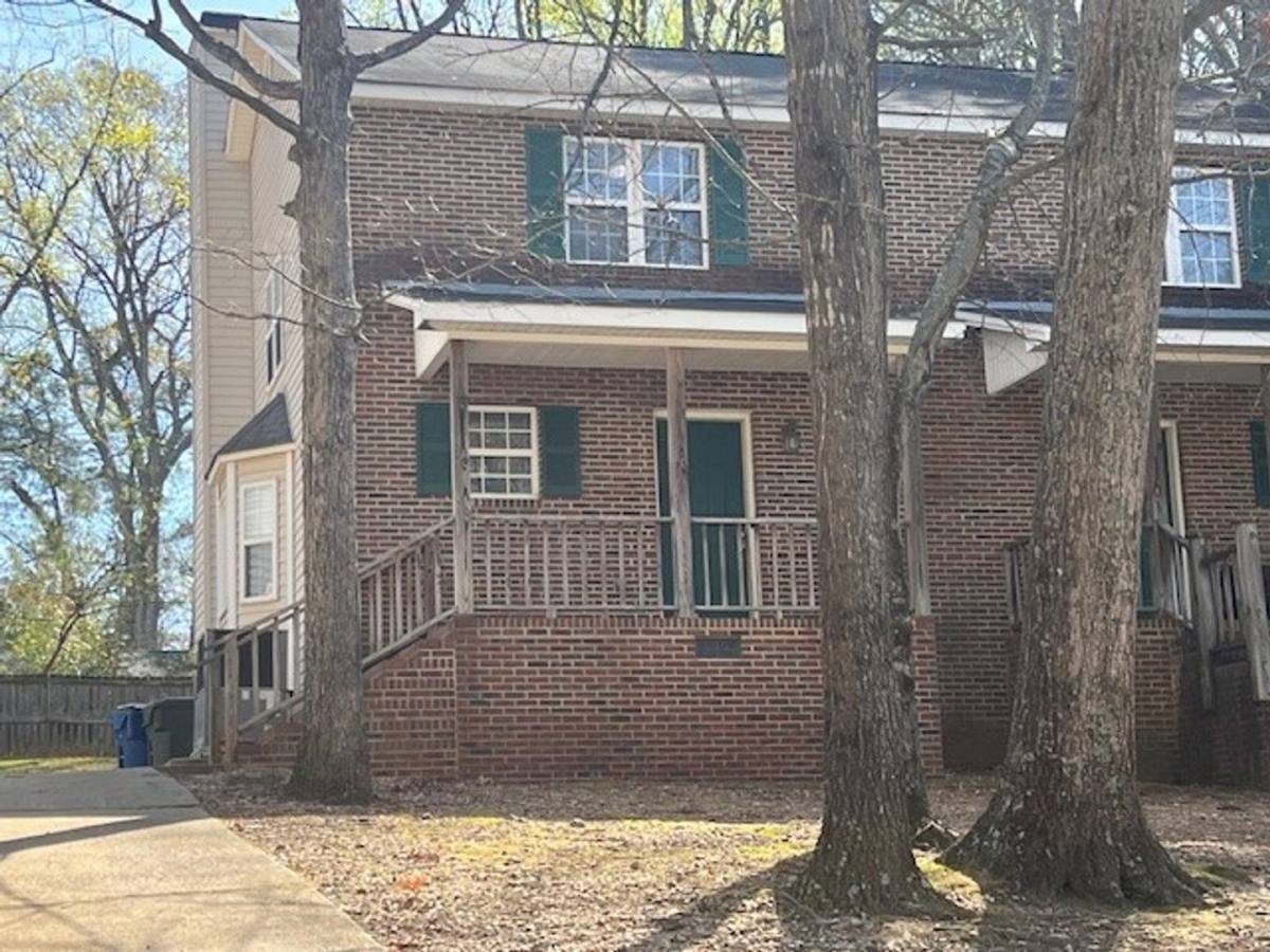 Apartment for rent at 711 Carolina Ave, Raleigh, NC 27606