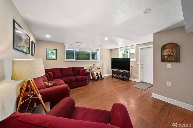 Apartment for rent at 1415 G St SE, Auburn, WA 98002