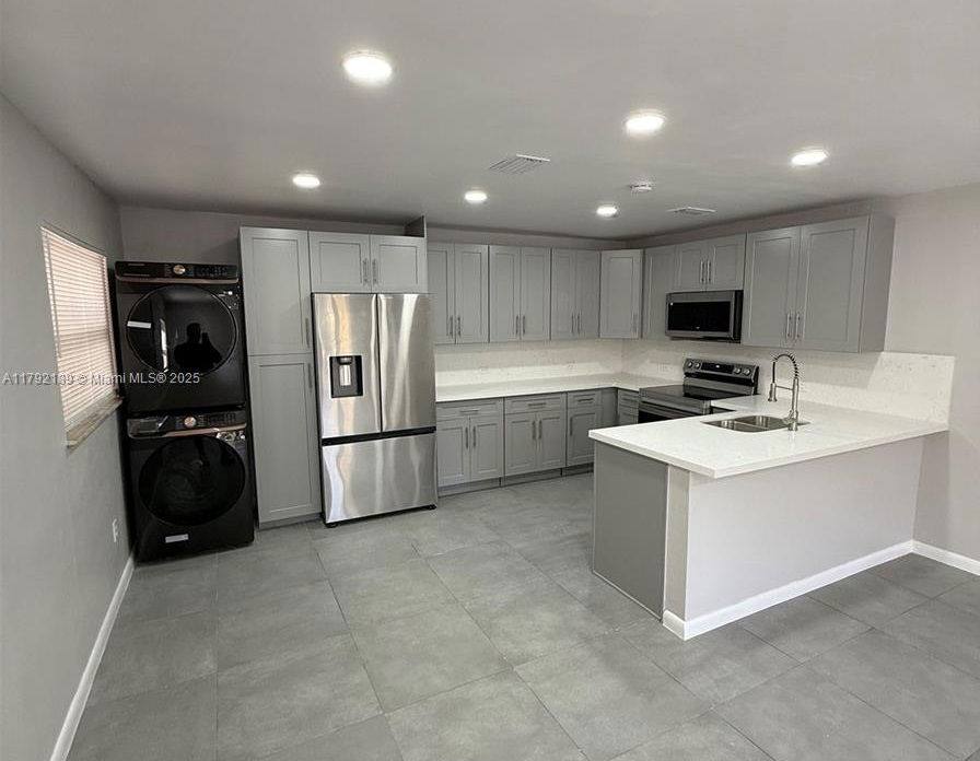 Apartment for rent at 4111 Stirling Rd #109, Fort Lauderdale, FL 33314