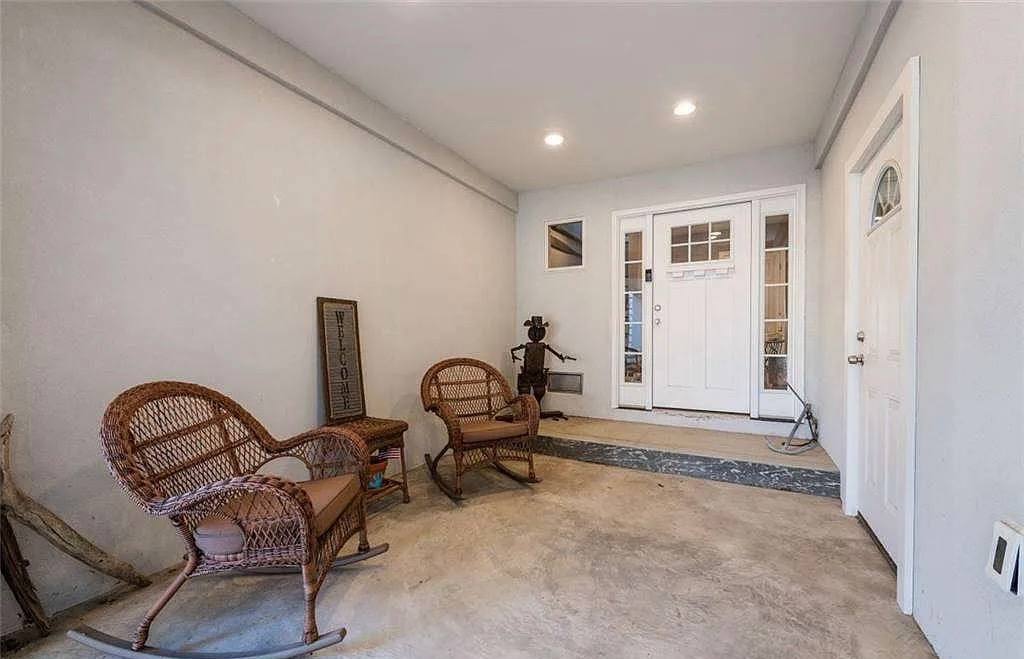 House for rent at 78 Wisconsin St #1, Long Beach, NY 11561