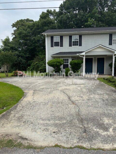 Townhouse for rent at 100 Fieldale Rd, Toccoa, GA 30577