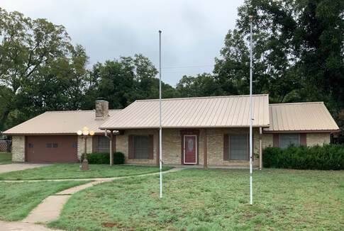 House for rent at 1470 W S Loop, Stephenville, TX 76401