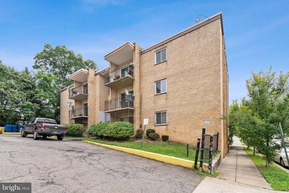 Condo for rent at 5106 F St SE #3, Washington, DC 20019