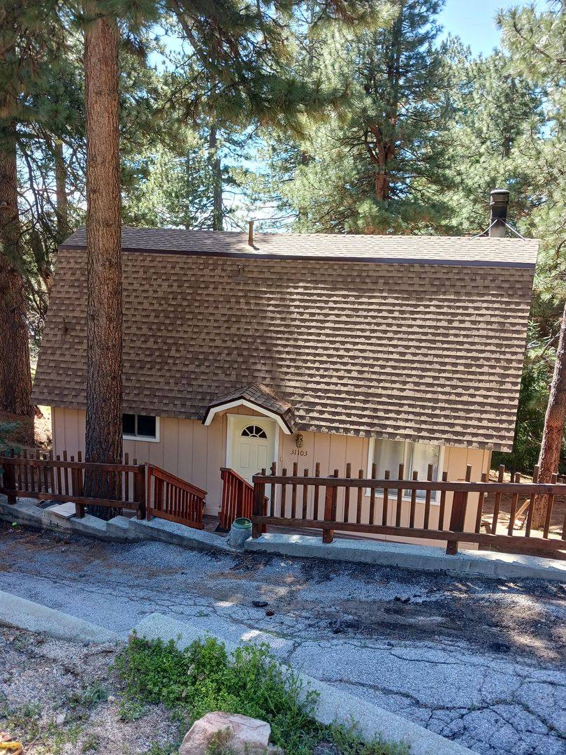House for rent at 31103 All View Dr, Running Springs, CA 92382