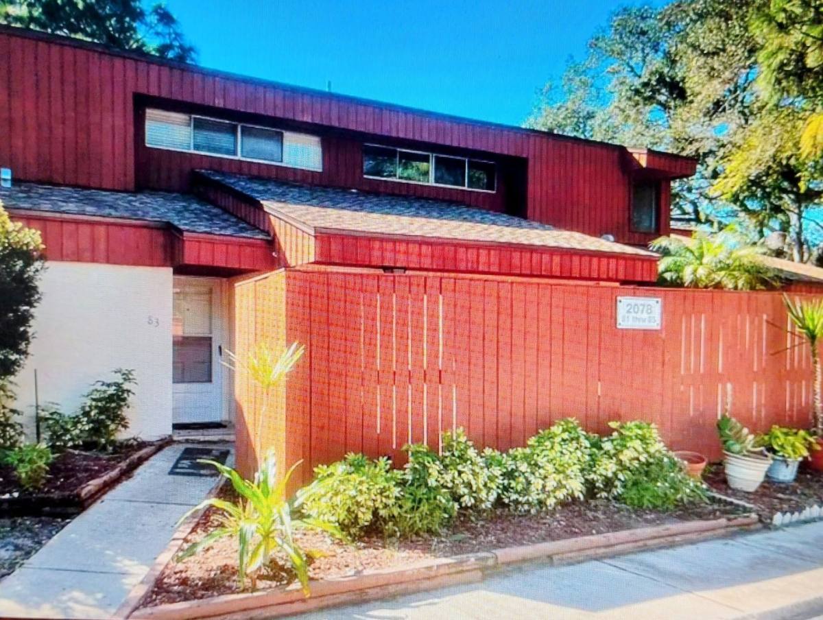 Townhouse for rent at 2078 Sunset Point Rd, Clearwater, FL 33765