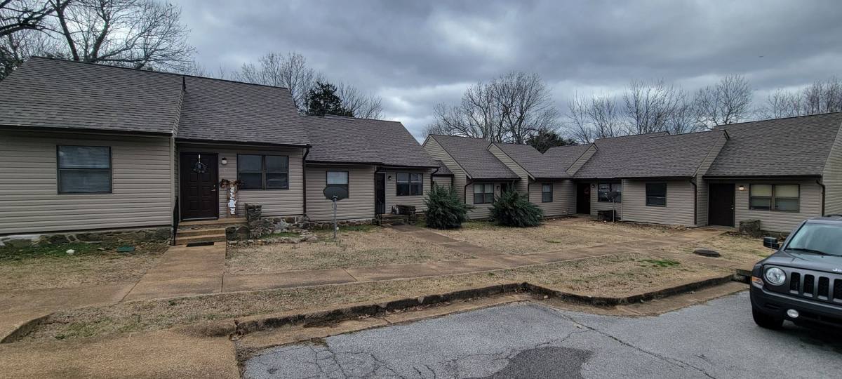 Apartment for rent at 905 S 4th St #17, Horseshoe Bend, AR 72512