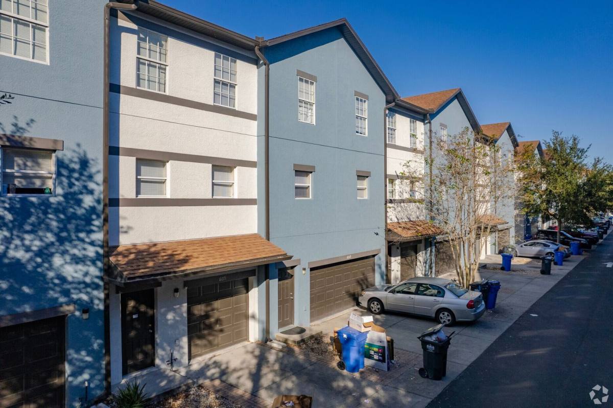 Town Park Villas, 6064 Gibson Ave, Tampa, FL 33617 - Townhouse for Rent - Image 10