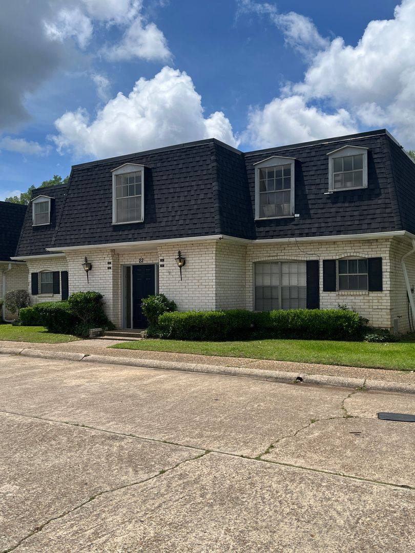 Condo for rent at 3730 Fairfield Ave, Shreveport, LA 71104
