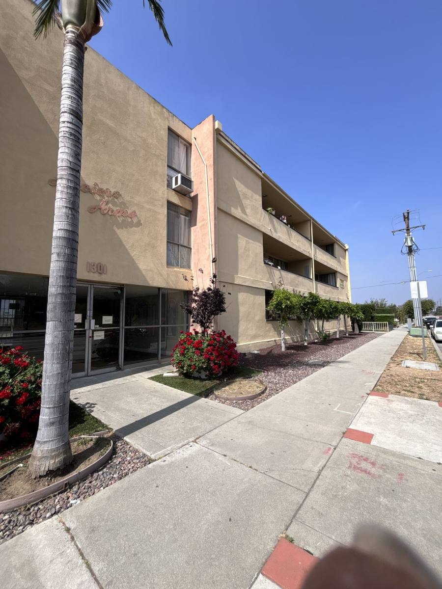 Apartment for rent at 1301 W Lincoln Ave, Montebello, CA 90640