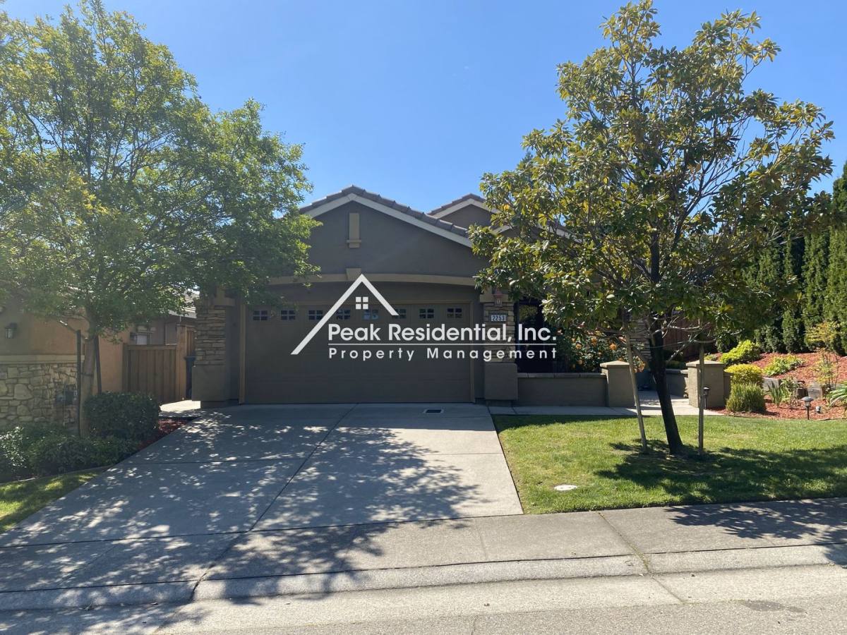 House for rent at 2253 Gallup Dr, Folsom, CA 95630