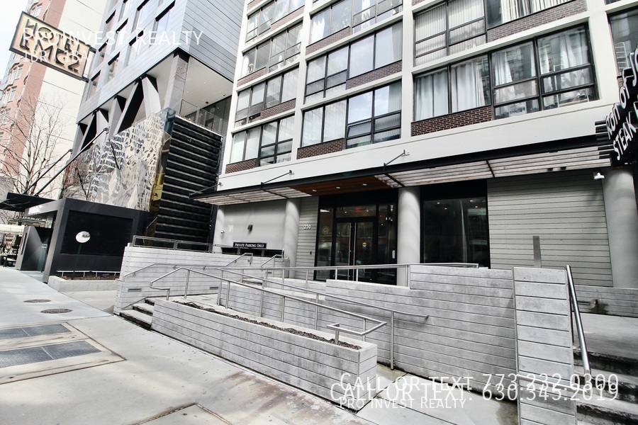 Apartment for rent at 230 E Ontario St #1406, Chicago, IL 60611