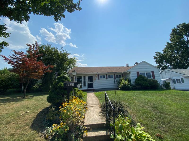 House for rent at 1931 Hilltop Terrace, Bethlehem, PA 18018