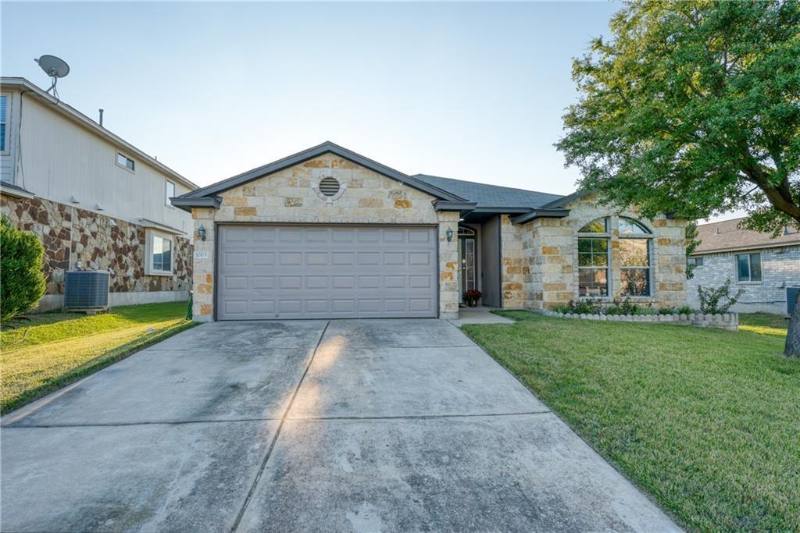 House for rent at 1003 Clayton Dr, Leander, TX 78641