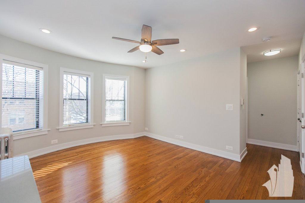 Apartment for rent at 1940 W Wilson Ave #3L, Chicago, IL 60640