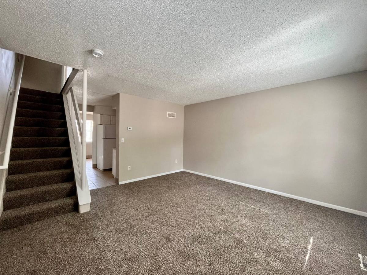 Townhouse for rent at 2420 Delavan Ave, Kansas City, KS 66104