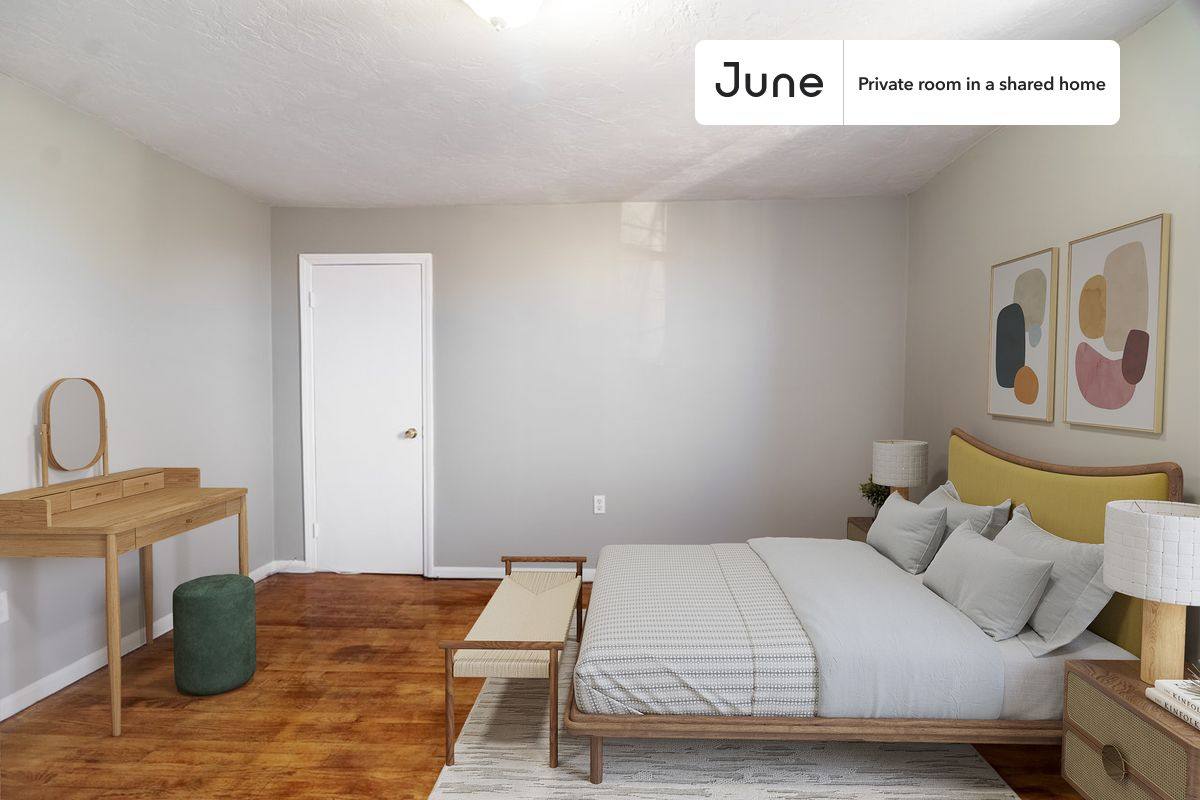 14 Bacon St, Newton, MA 02458