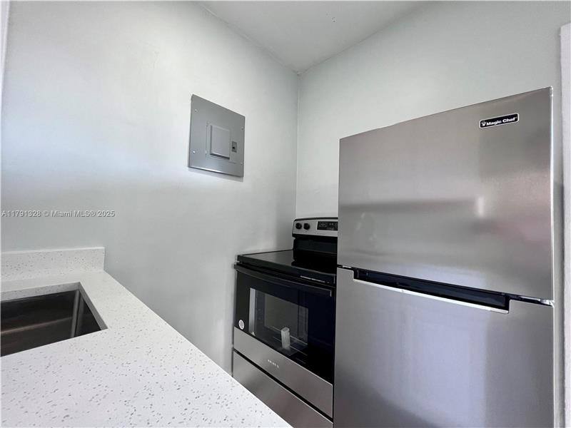 Apartment for rent at 2901 NW 18th St, Fort Lauderdale, FL 33311
