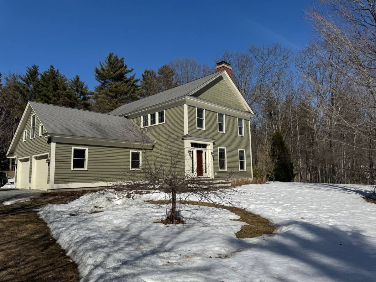 House for rent at 5 Twin Brooks Dr, Hanover, NH 03755