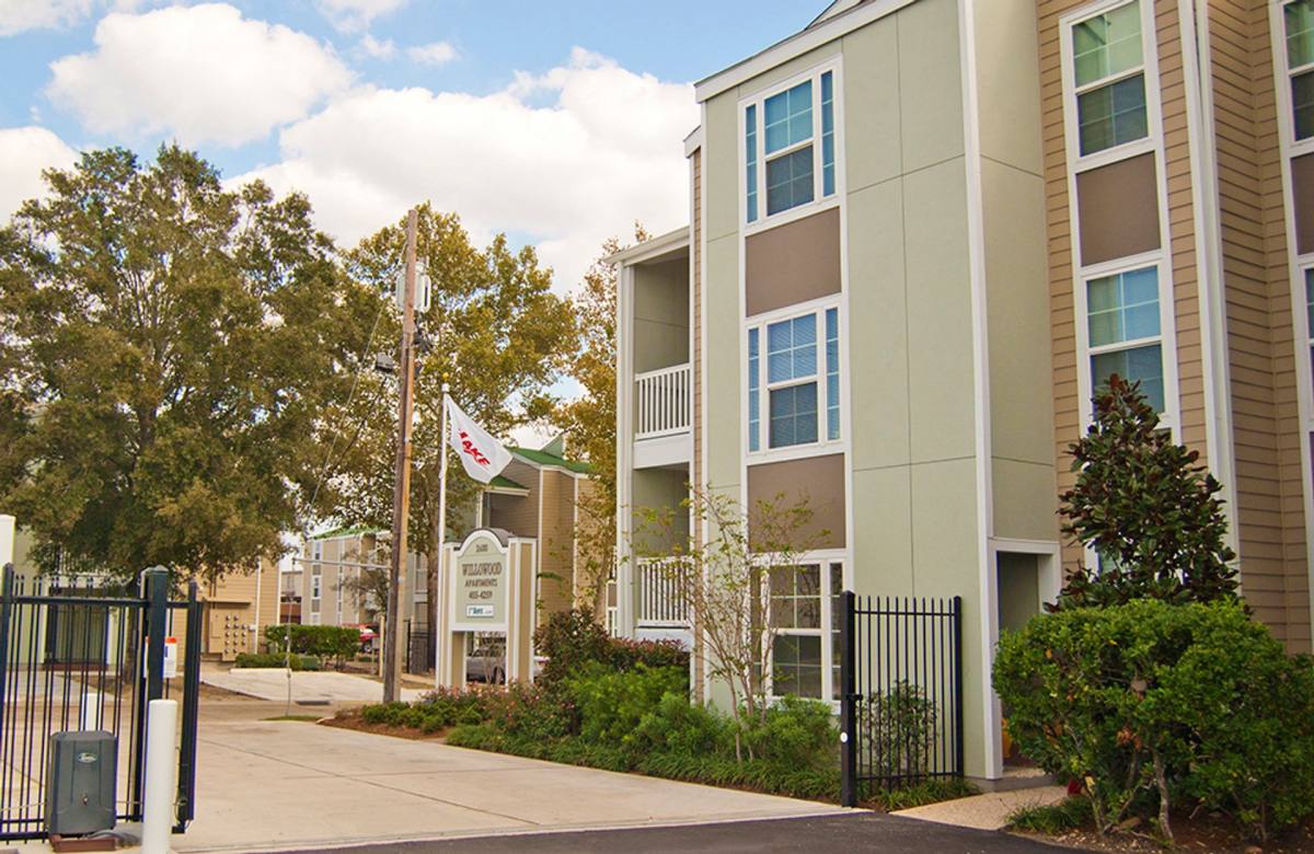 Townhouse for rent at 2600 Pasadena Ave, Metairie, LA 70001