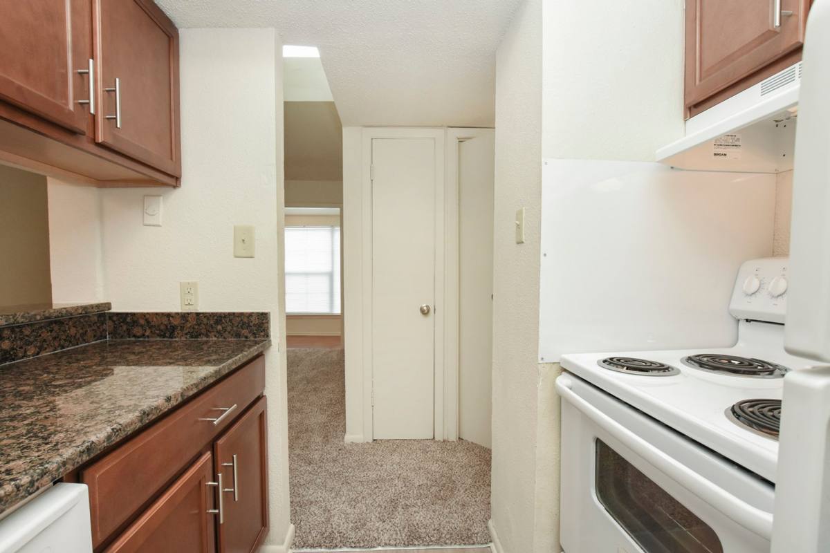 Townhouse for rent at 2600 Pasadena Ave, Metairie, LA 70001