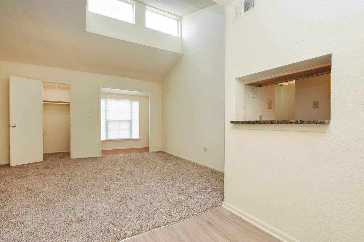 Townhouse for rent at 2600 Pasadena Ave, Metairie, LA 70001