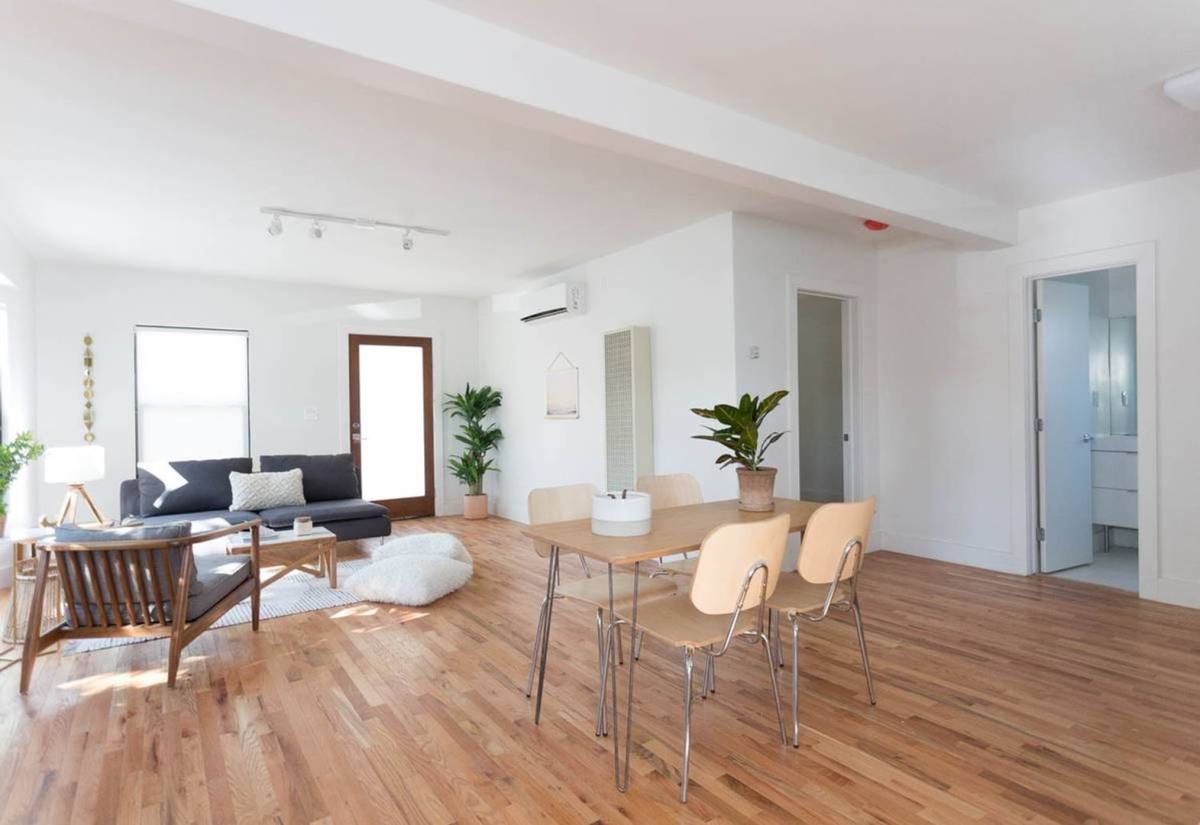 Apartment for rent at 1543 18th St, Santa Monica, CA 90404