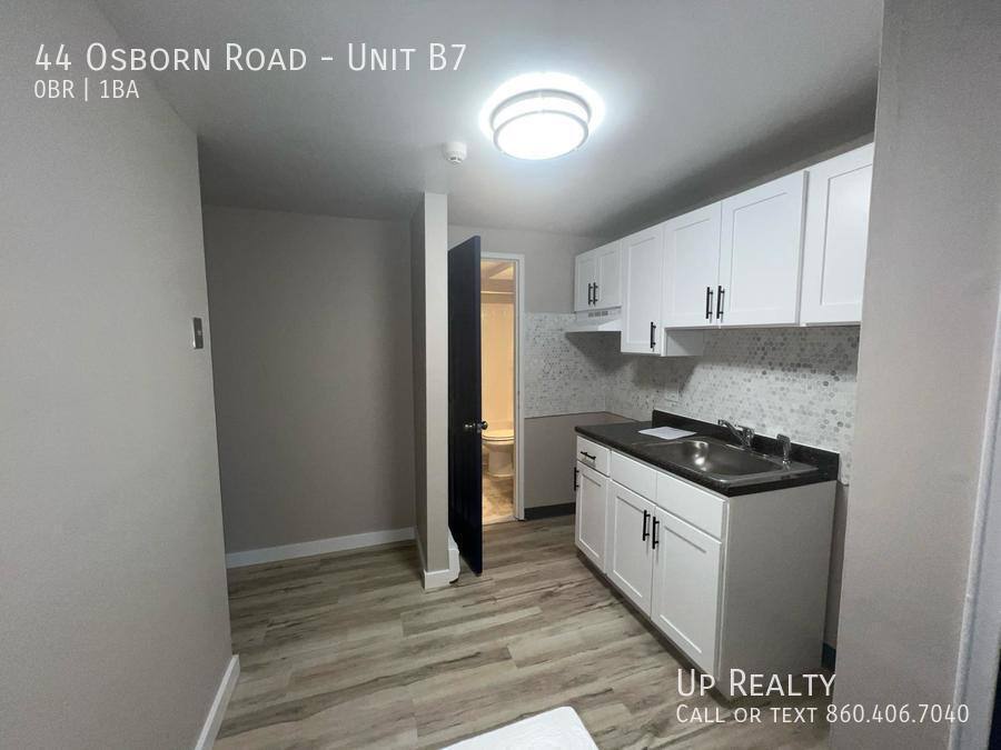 Apartment for rent at 44 Osborn Rd, Naugatuck, CT 06770