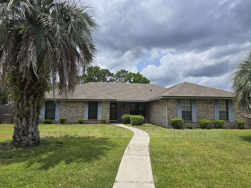 House for rent at 2367 Stonebridge Dr, Orange Park, FL 32065
