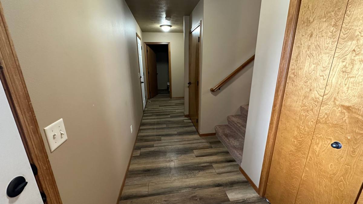 Townhouse for rent at 1909, 1911, 1903, 1901 E Tracy Lane, Sioux Falls, SD 57103