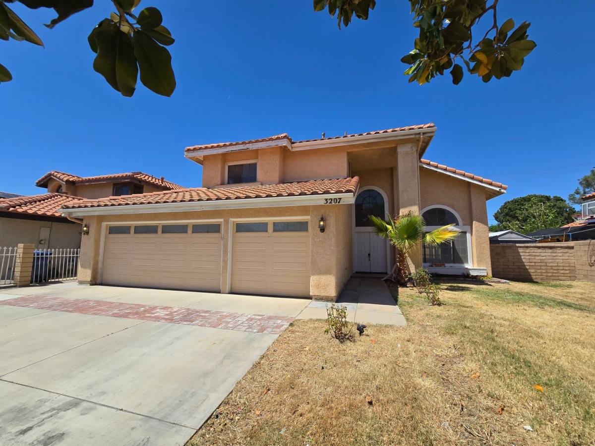 House for rent at 3207 Maricotte Way, Palmdale, CA 93550
