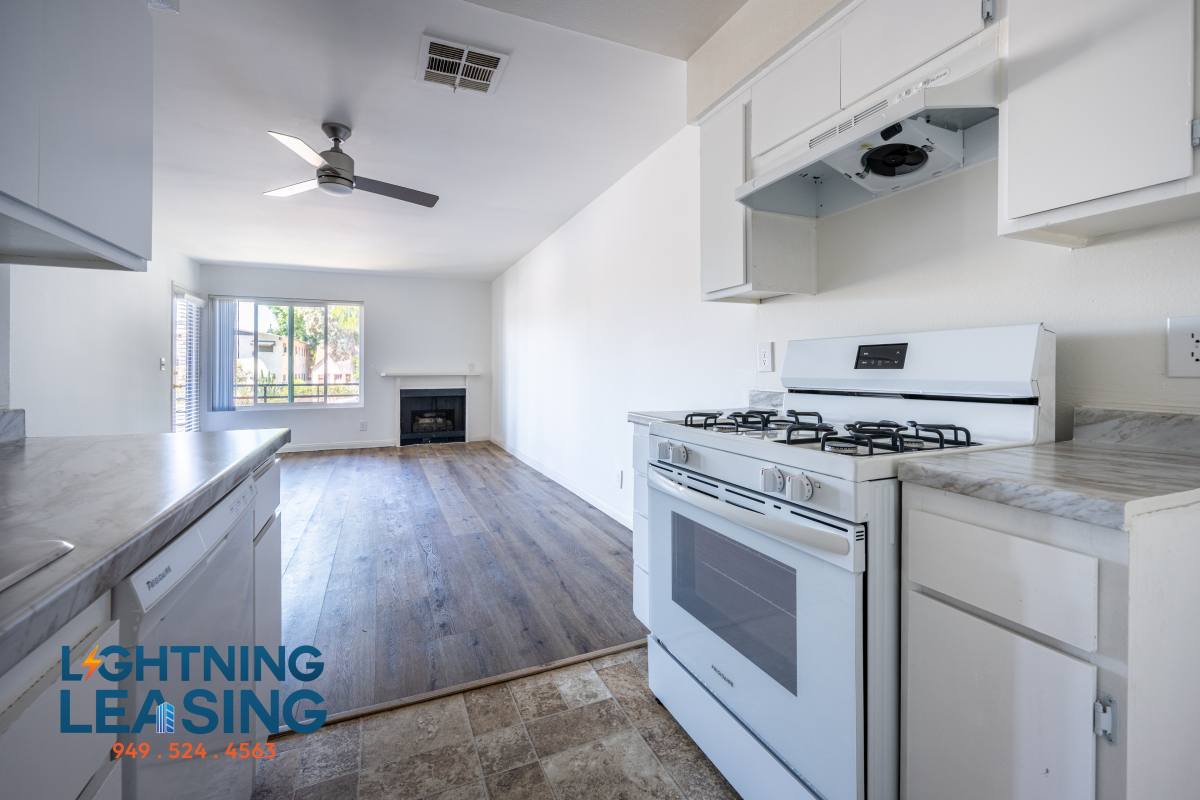 Apartment for rent at 14201 Victory Blvd #209D, Van Nuys, CA 91401