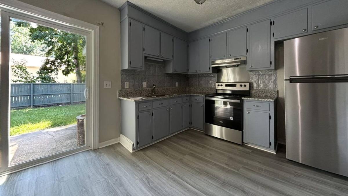 Townhouse for rent at 2103 Rondo St, Charleston, SC 29414